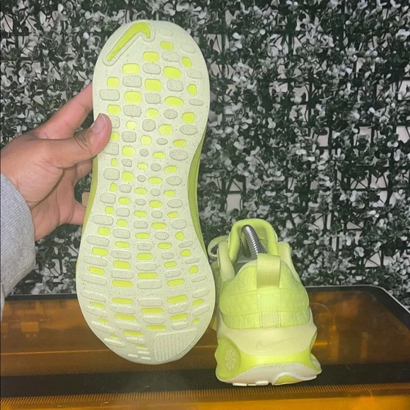 Nike ReactX Infinity Run 4 VOLT - Picture 5 of 5